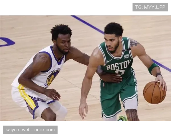 NBA球队混合防守策略兴起 针对性布阵取代固定套路