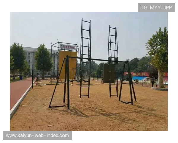 实时语音战术研讨社区构建 提升当下专业观众深度复盘参与感