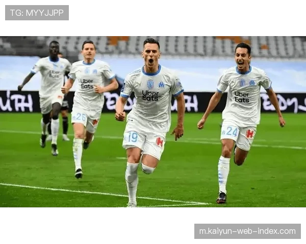 残阵摩纳哥主场逼平巴黎 板凳深度成胜负手